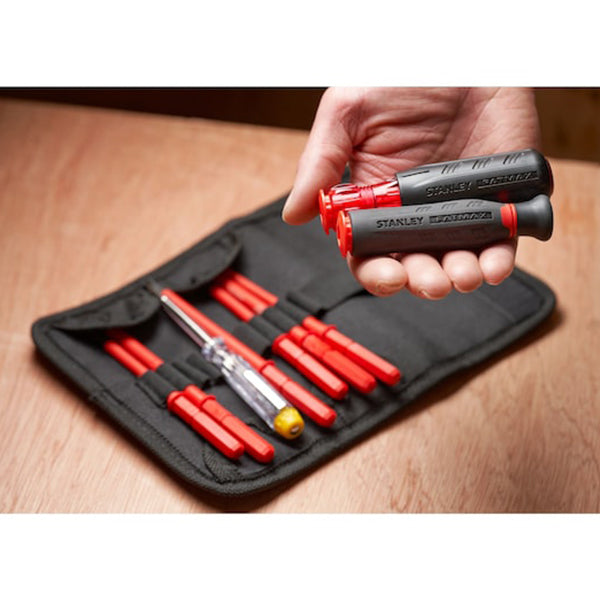 Tournevis isolé à lames interchangeables et avec GAINE - (Pack de 4 pièces) - STANLEY® FATMAX® VDE - Stanley - FMHT66426-0 - (Pack multiple) Tournevis isolé à lames interchangeables et avec GAINE - (Pack de 4 pièces) - STANLEY® FATMAX® VDE - Stanley - FMHT66426-0 - (Pack multiple)